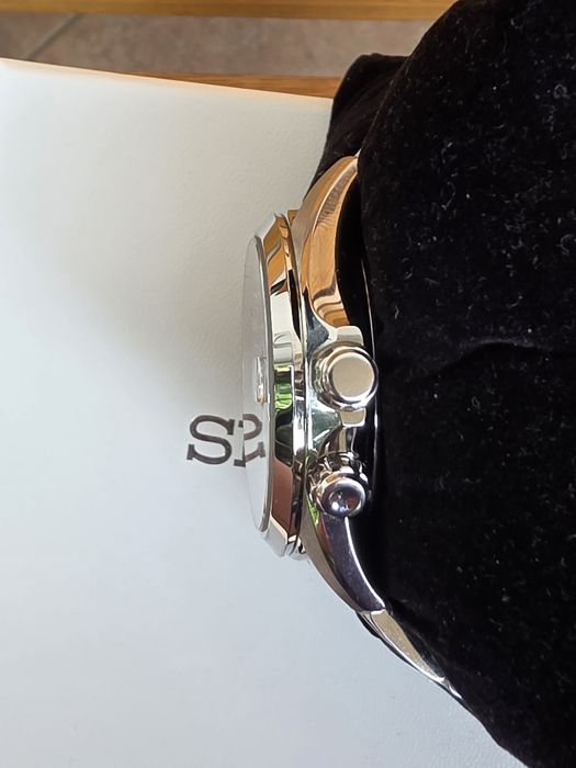 SEIKO Prospex Alpinist in ‘Summit Black’ SPB505J1