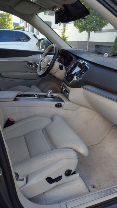 Vând Volvo xc90 anul 2016