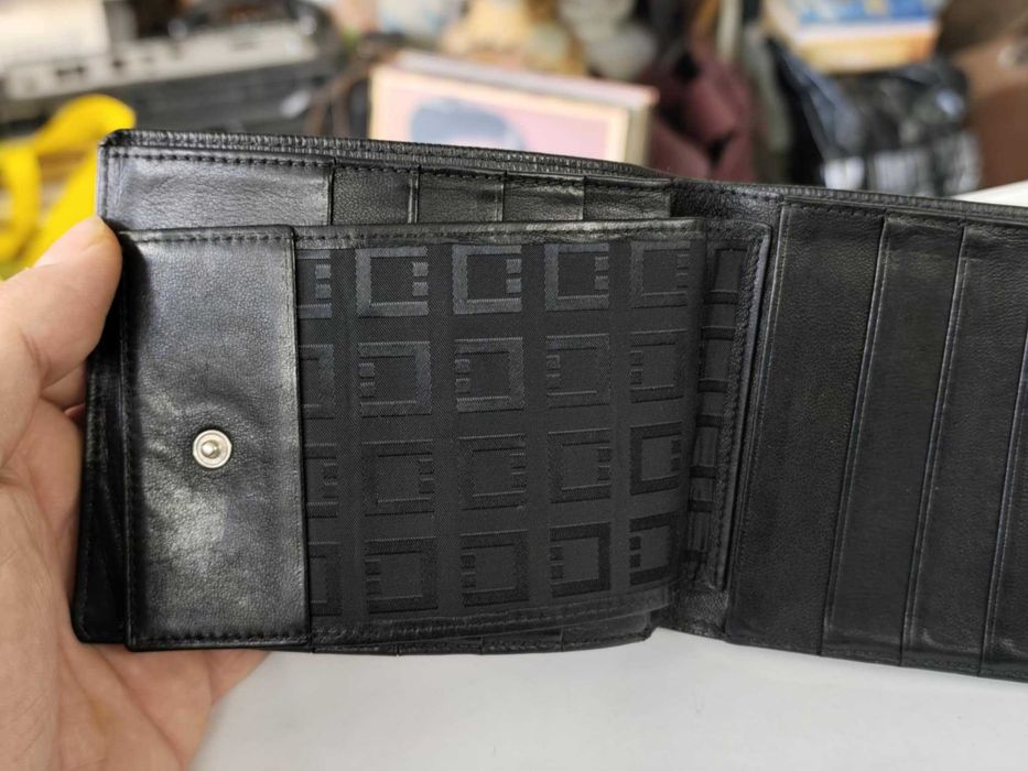 Кожен портфейл S.T. Dupont