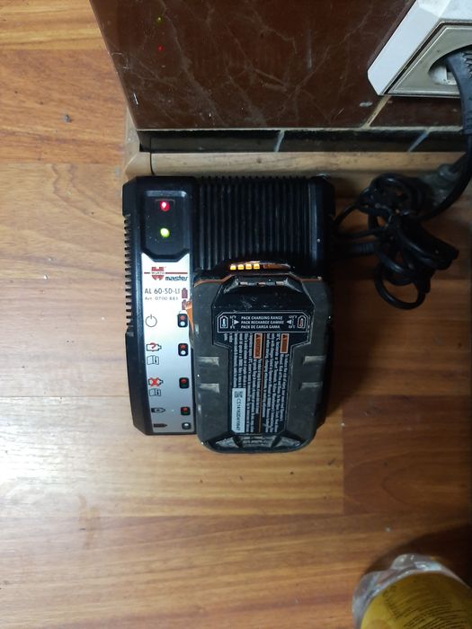 Încărcător Aeg ,Wurth ,Ridgid .