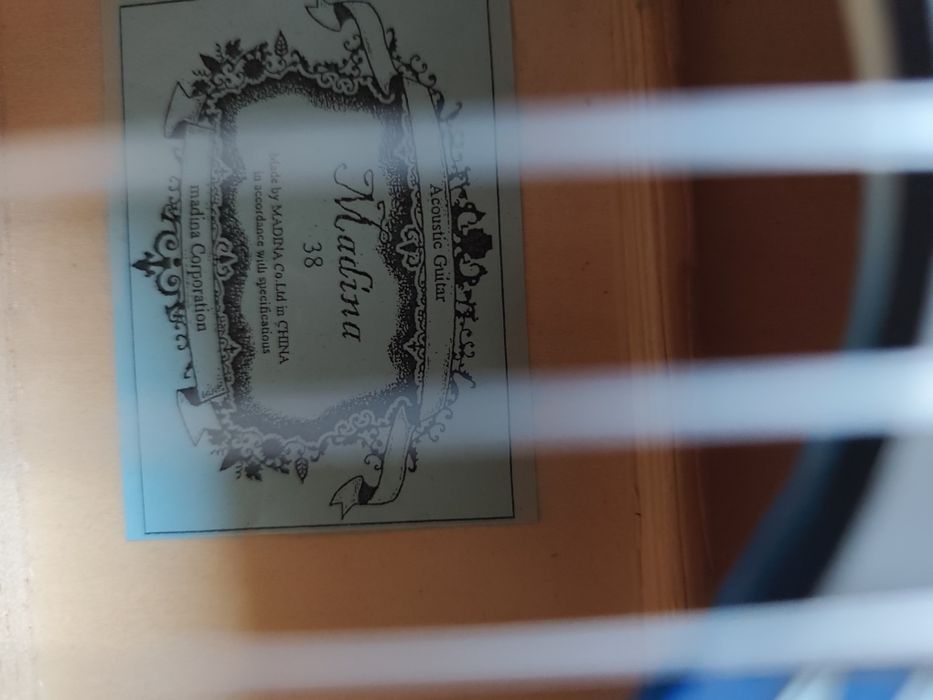 Гитара шестиструнная с чехлом