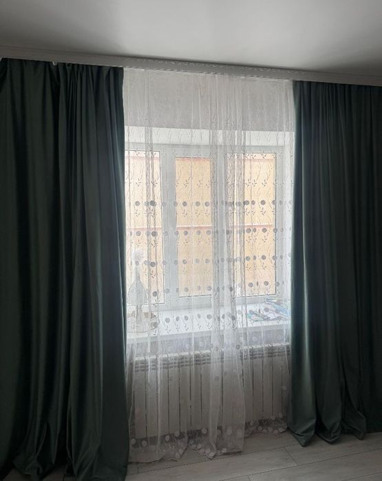 Продам шторы в отличном состоянии