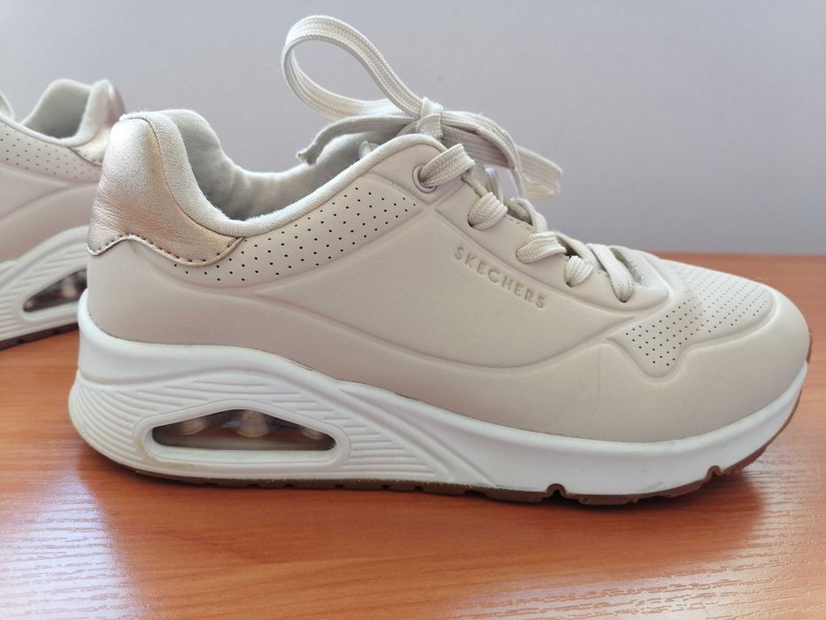 Маратонки Skechers