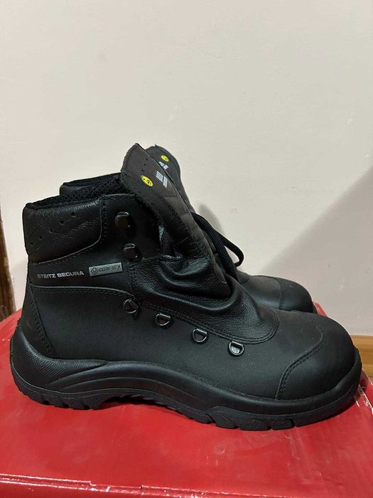 Bocanci de vara GoreTex marimea 43, NOI