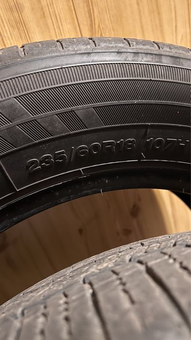 Шины 235/60/18 продам. Шины