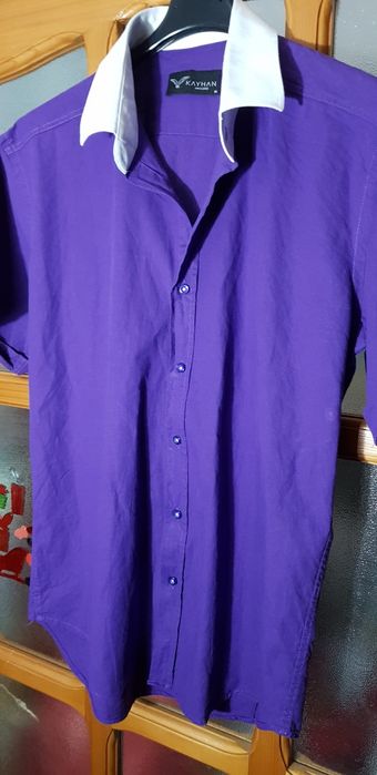 Cămașă violet cu guler alb