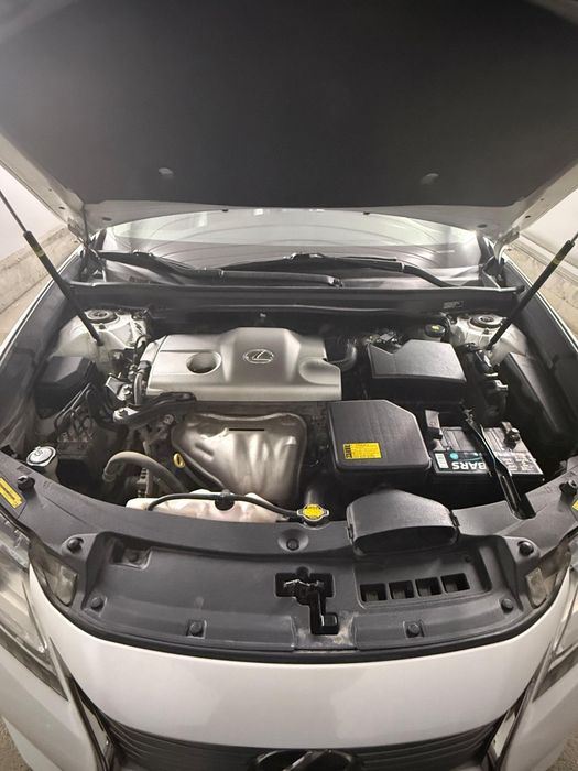 Продам Лексус 250