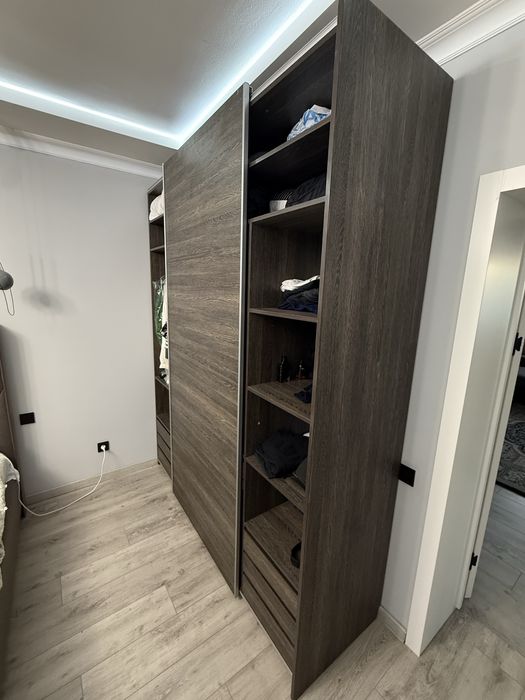 Шкаф продается срочно