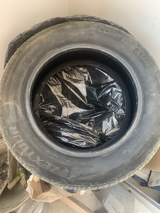 Авто шина  215/60/16