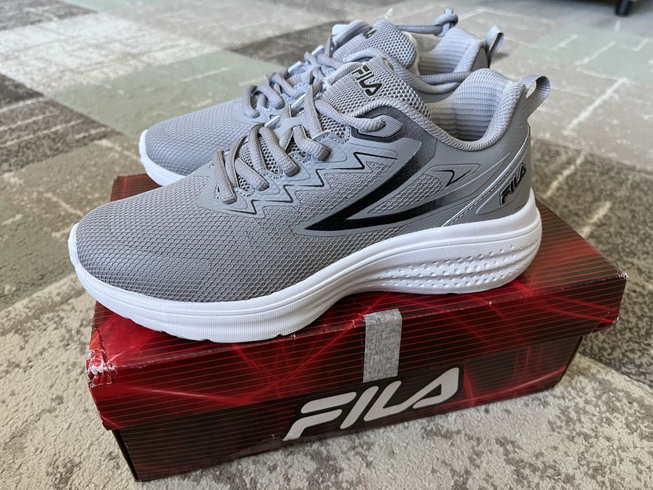 Нови Маратонки Fila