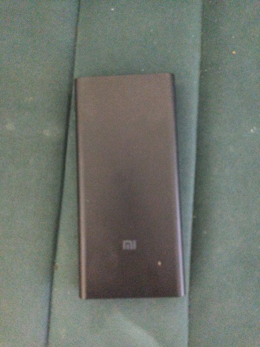 Продаю паурбэнк Xiome