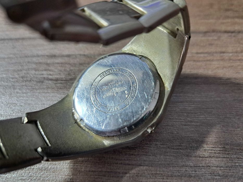 Lot 3 ceasuri de mana defecte: Casio, Breitling