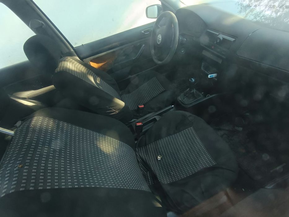 VOLKSWAGEN Golf 0 — imagine 3