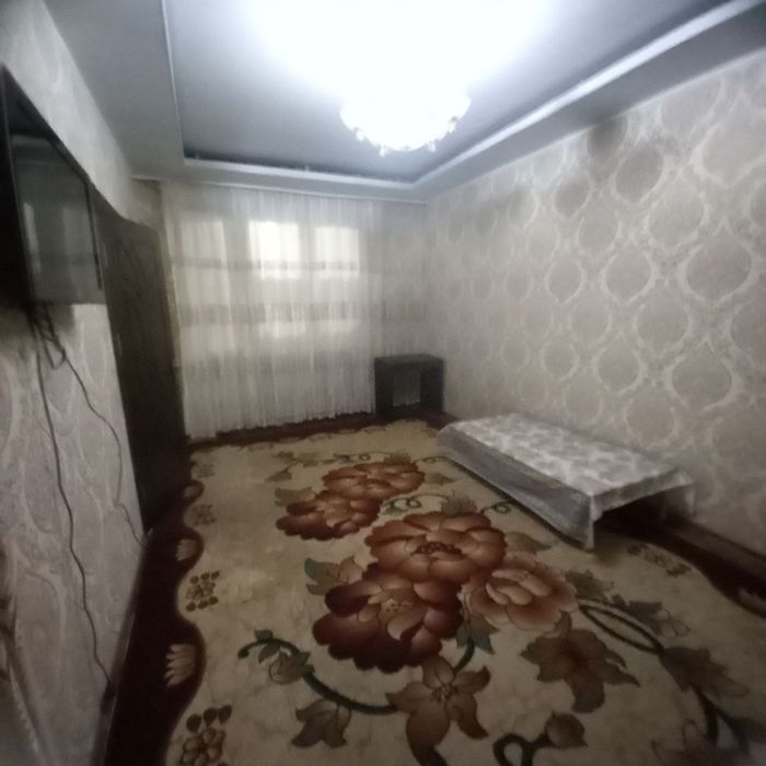 Сдается квартира на Чиланзаре 19квартале 2комнатная для всех. 400 у. е