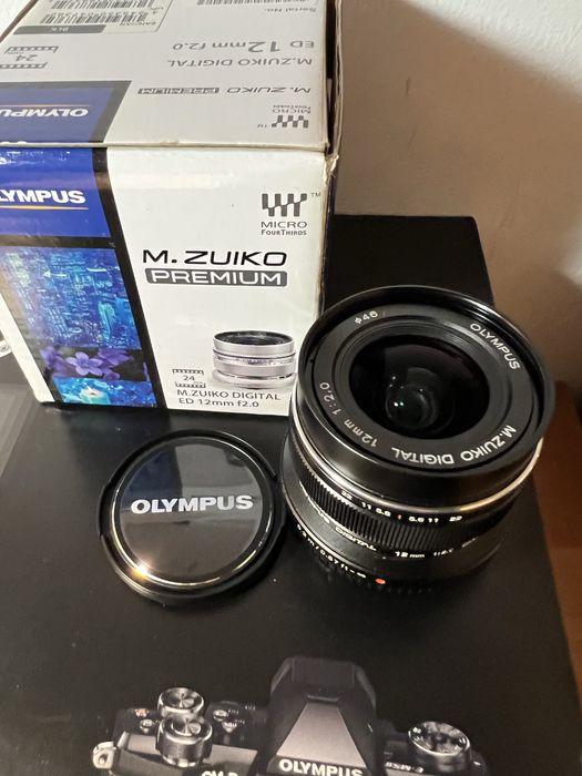 Olympus 12mm f2.0