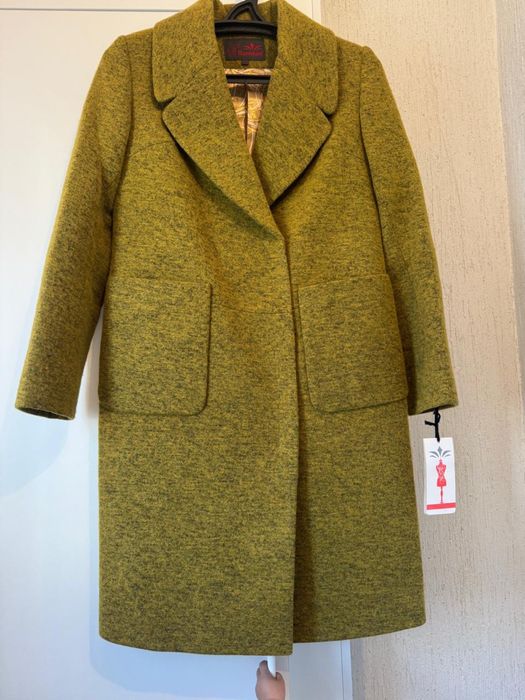 Пальто,плащ, шуба сатылады