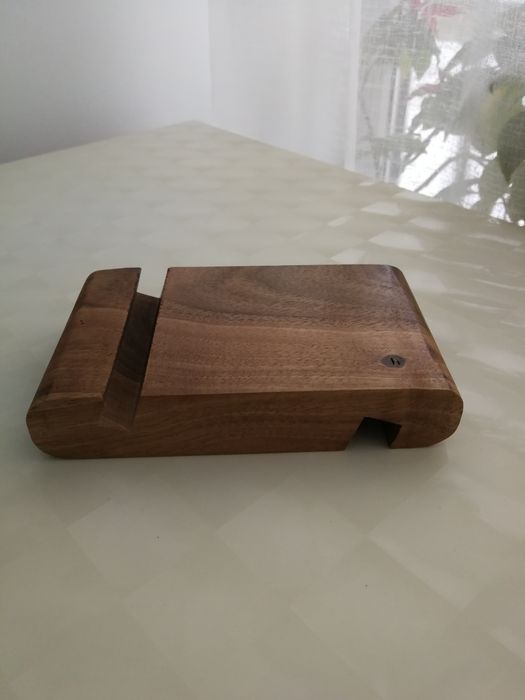 Suport telefon din lemn de nuc/cires/brad