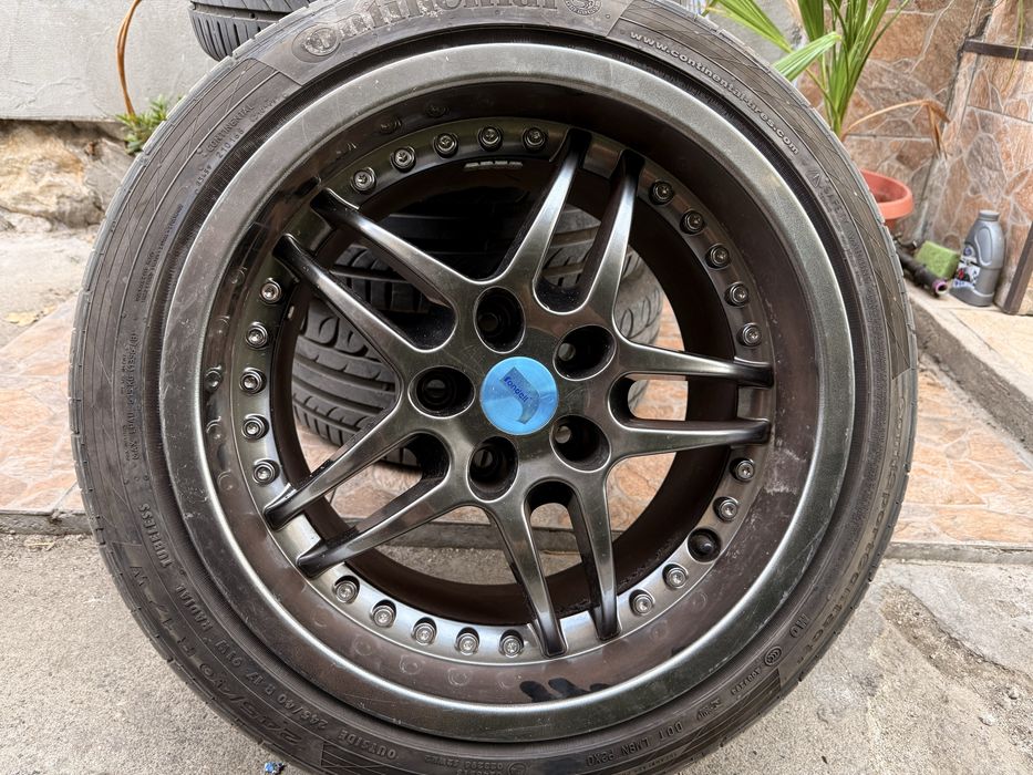 Продавам комплект алуминиеви джанти Rondell 17” с летни гуми Continental