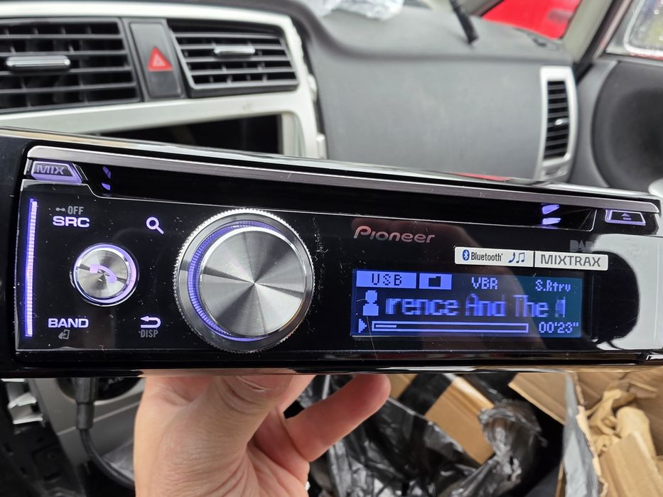 Продавам Pioneer deh-x8700dab