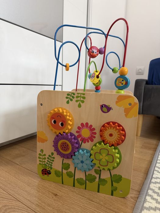 Монтесори Дървен образователен куб с активности Ферма Tooky Toy