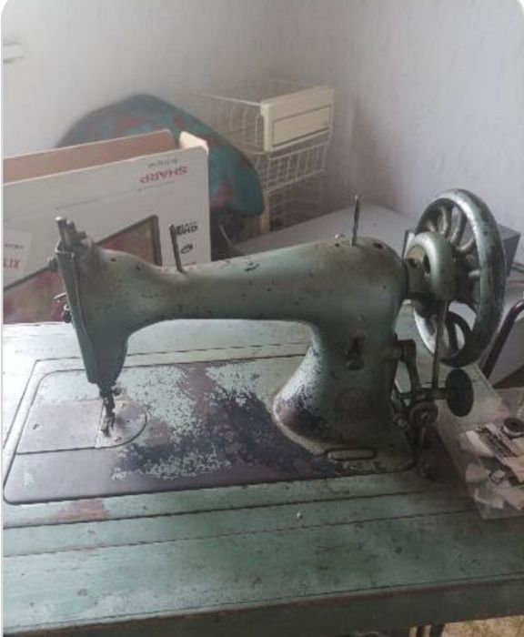 Шевна машина Singer