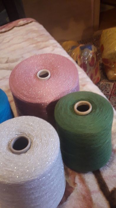 Бобинная пряжа. Италия