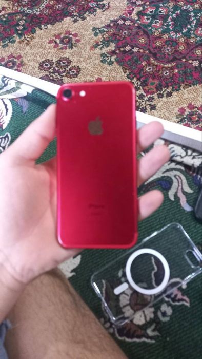 Iphone 7  xotira 128