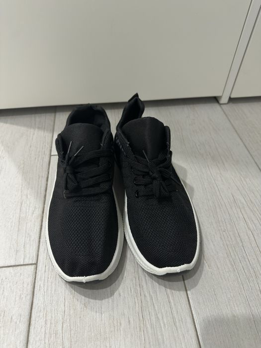 новые кроссовки!