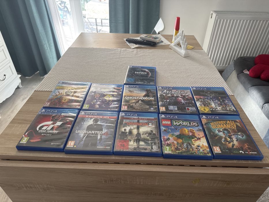 Ps4 jocuri conditie excelenta