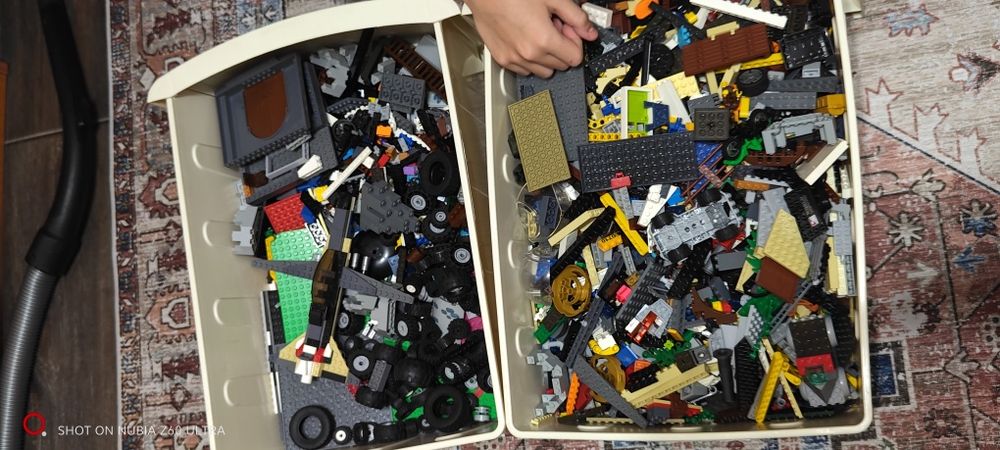 Детали Лего 40.000 тг
