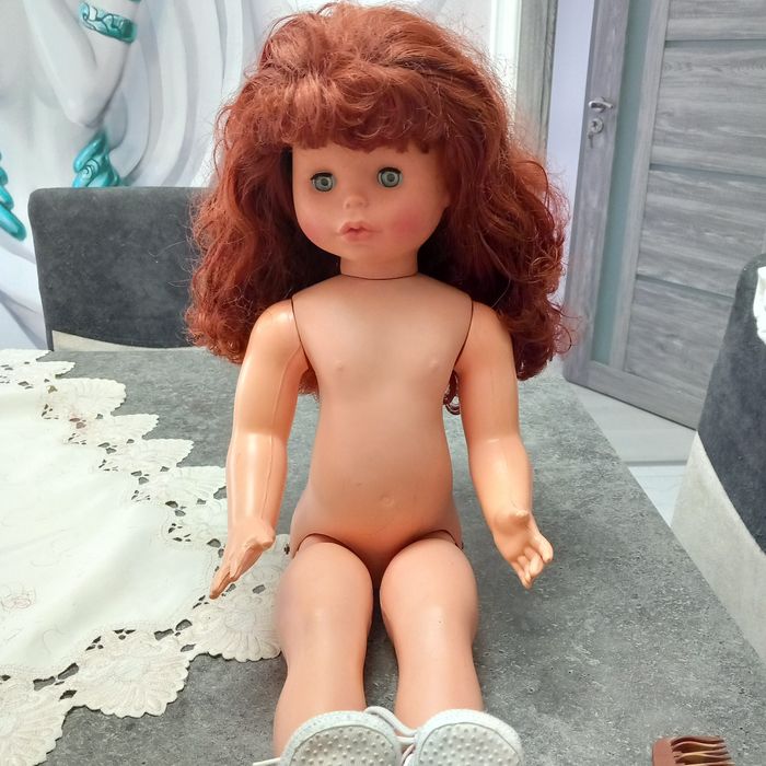 Papusa veche de colectie peste 50 ani