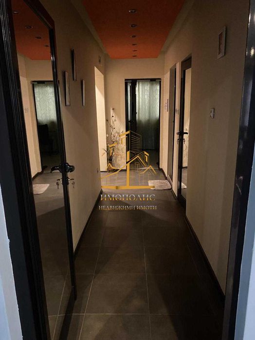 Продава се Тристаен апартамент в Варна, Автогара - 92 кв.м за 1497 €/кв.м - Снимка #4