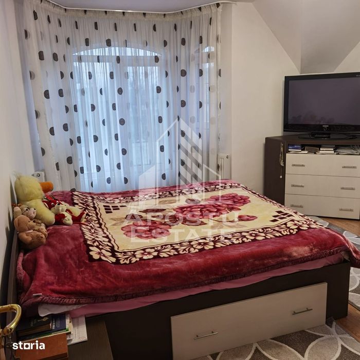 Casa individuala cu 4 camere,garaj si teren generos,Sanmihaiul German