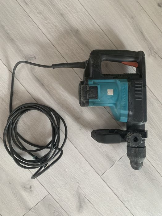 Makita перфоратор отбойник