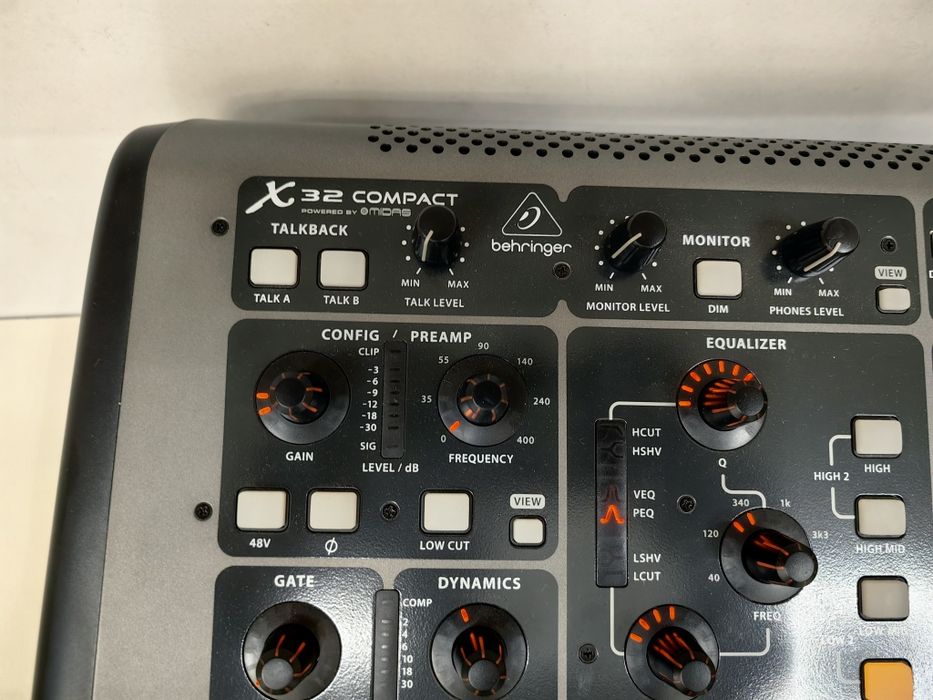 Хб! Дигитален аудио миксер Behringer X32 COMPACT Гаранционна.
