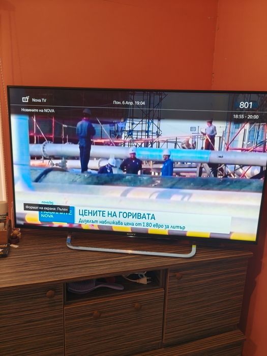 Отличен телевизор Sony 49 инча