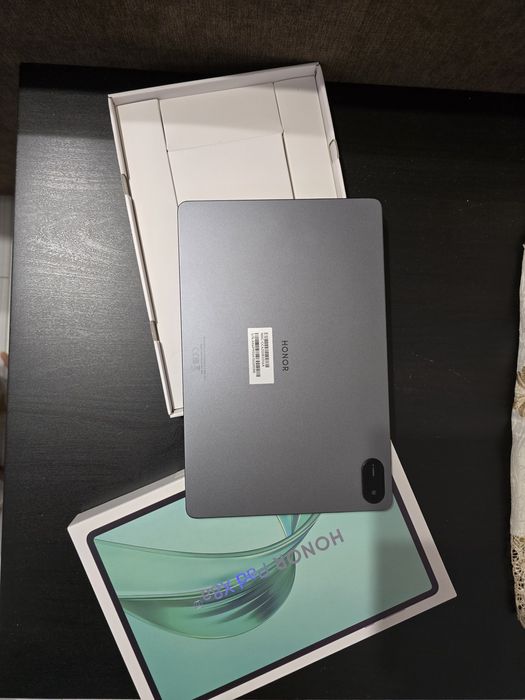 Vand Telefon Honor 400 256gb plus Honor Pad X8a