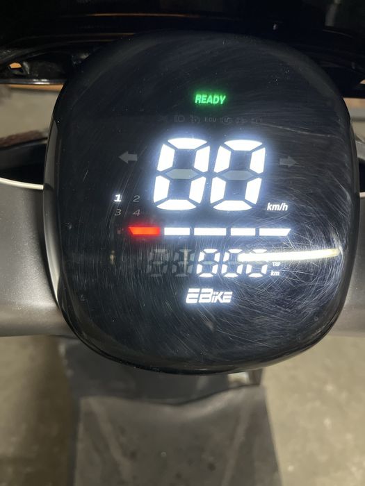 Продаю электро мопед