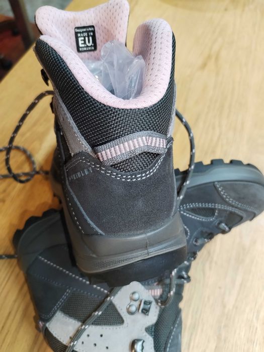 Bocanci drumetie, ghete dama  NOI, AQUAMAX  MC KINLEY pret 300 lei