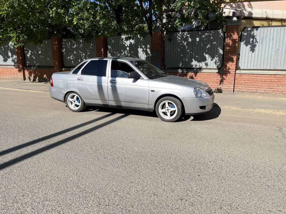 Продам приору 2 год 2013 декабрь