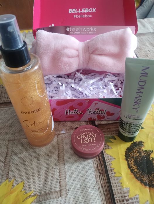 Лот от Bellebox и Кибрит