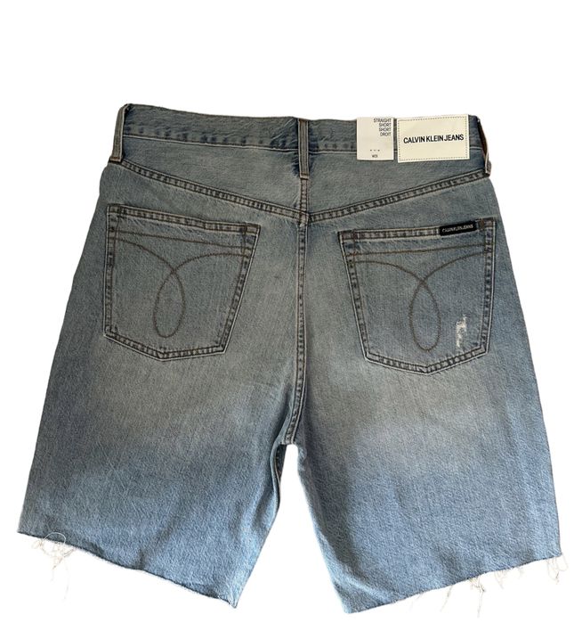 Разпродажба на оригинални мъжки къси панталони