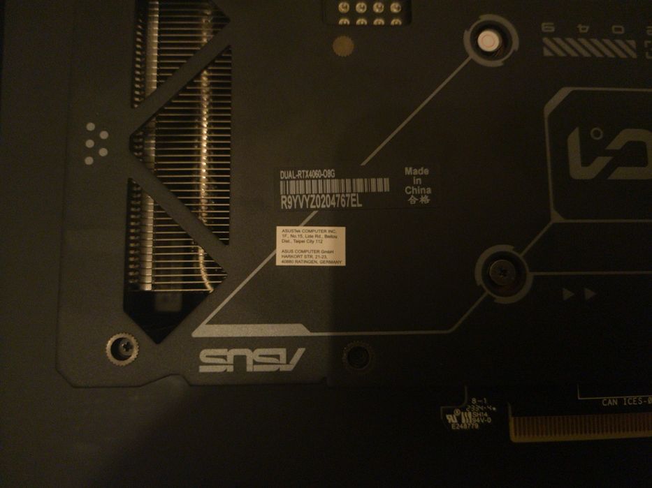 RTX 4060 ASUS OC 8GB – cutie, stare excelentă