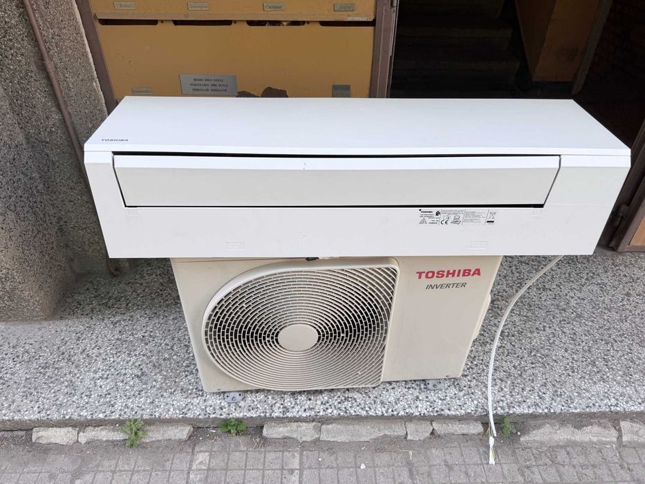 Премиум инверторен климатик Toshiba Shorai Edge 18 000 BTU Работил 10 дни! Неразличим от нов