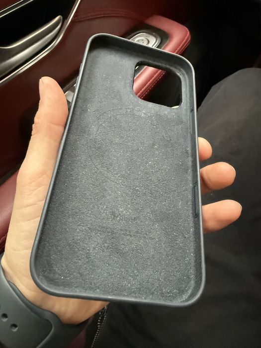 Оргинальный чехол iphone  16 pro max