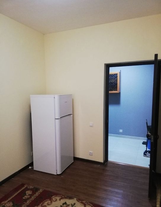 Сдается в аренду 2 комнатная квартира на 1 этаже на массиве Карасу 6.