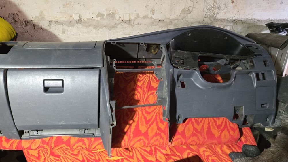 Surf 185 панель, сиденья, салон и т.д.