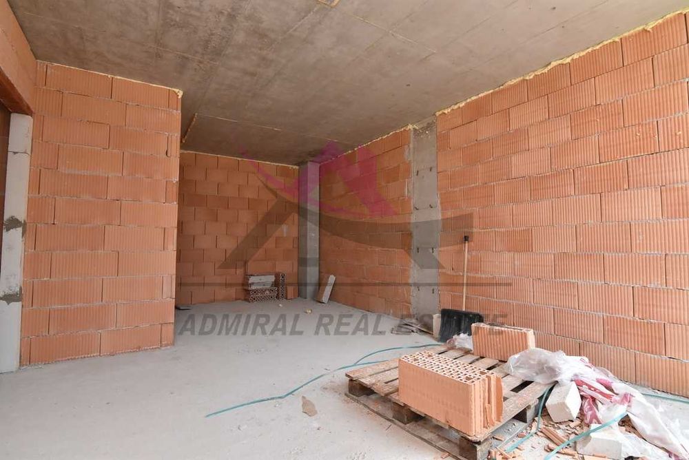 Продава се Двустаен апартамент в Варна, Възраждане 3 - 55 кв.м за 1738 €/кв.м - Снимка #2