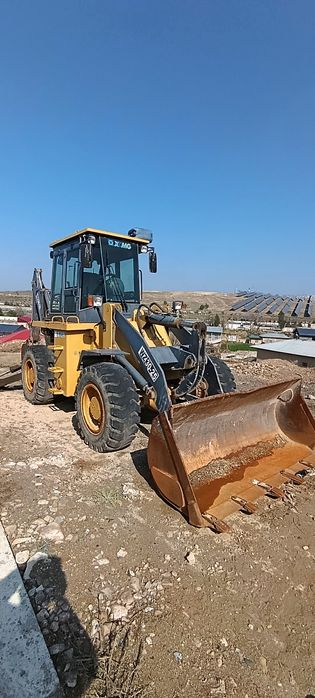 Сотилади экскаватор погрузчик йили 2014 пробег 4095