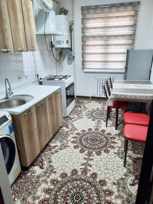 Ijaraga 3 xonali 2- etajda kvartira Nurafshonda